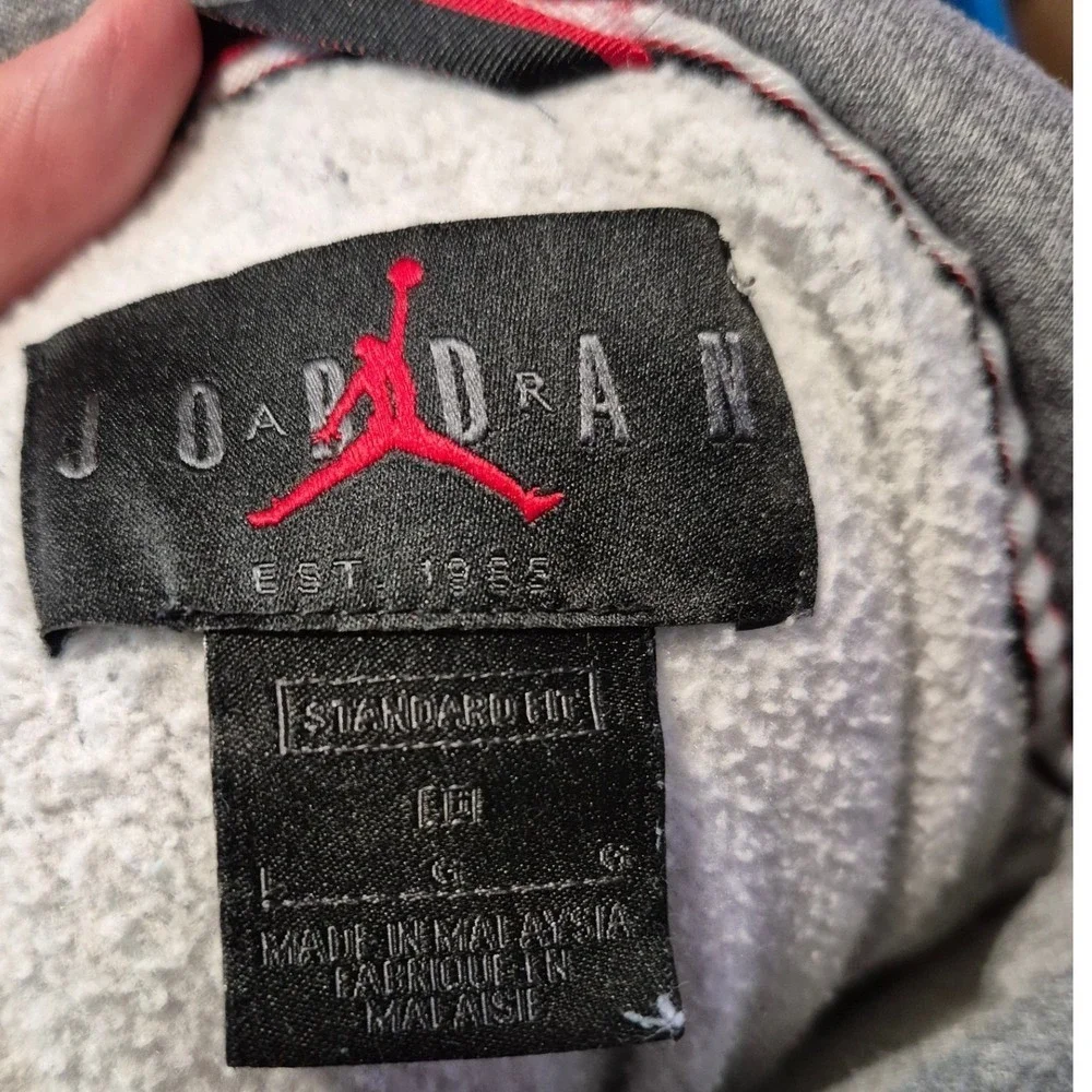 Jordan Gray Pullover Hoodie Sweatshirt Graphic Logo Patch Mens Size Large